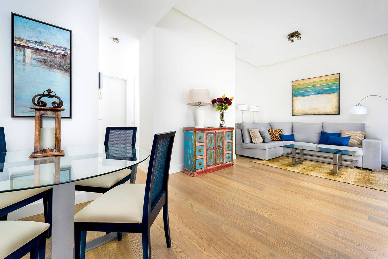 Apartamento entero, Brand New 2 Bd Apartment on Santa Cruz Quarter. Mateos Gago Ii in Casco Antiguo, Sevilla