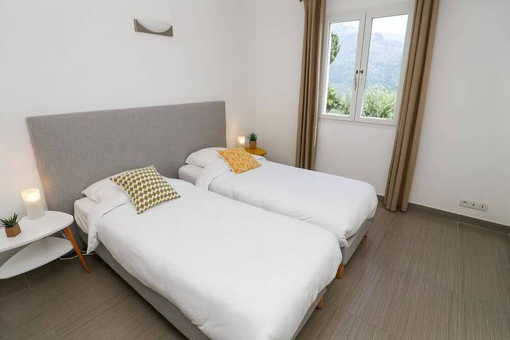 Location de vacances pour 8 personnes à Montegrosso - 2