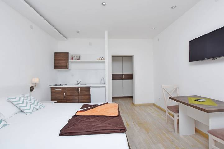Studio für 2 Personen, mit Balkon in Budva - 3