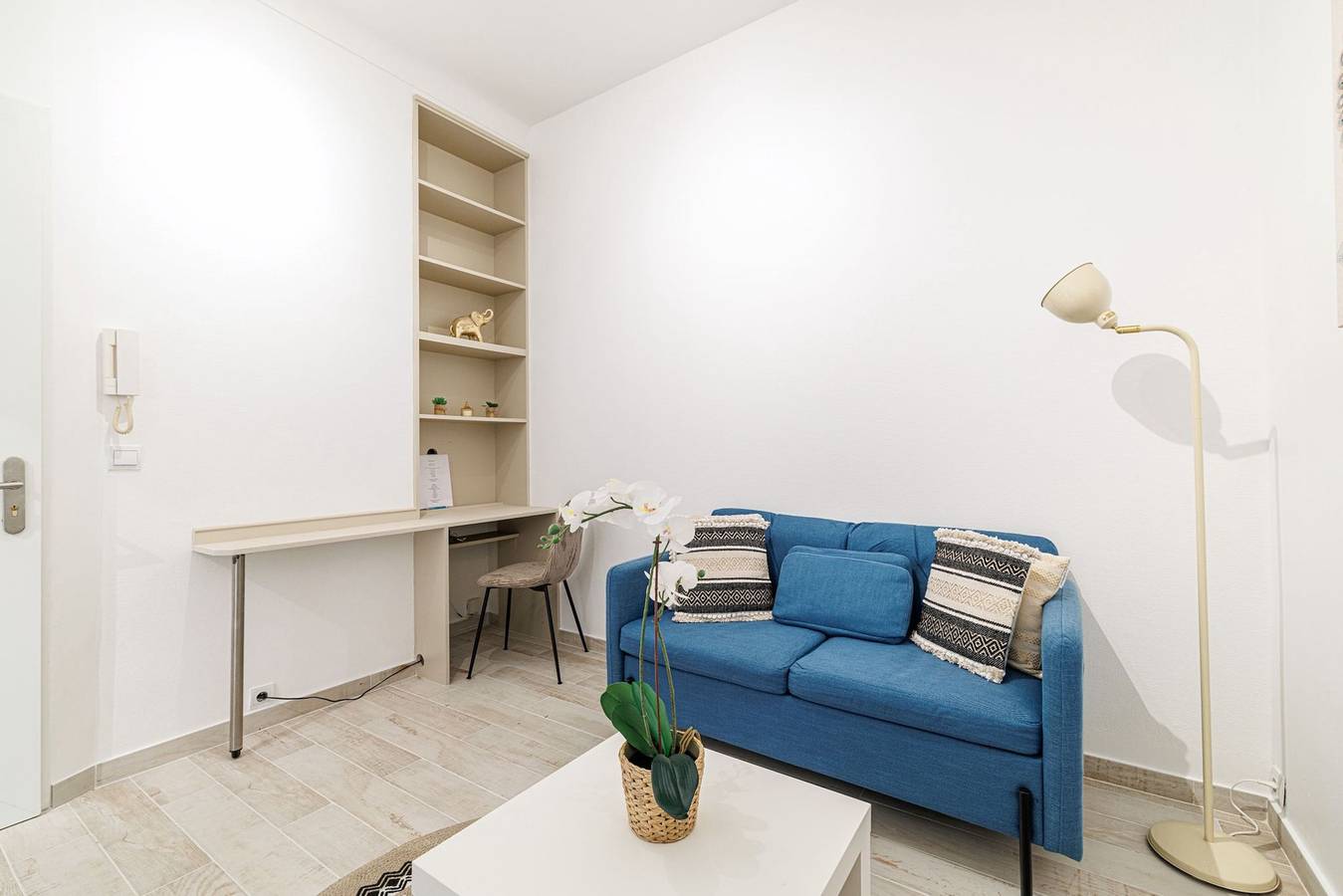 Entire apartment, Modern Cozy Nest 2 Minutes from Monaco in Beausoleil, Nice region