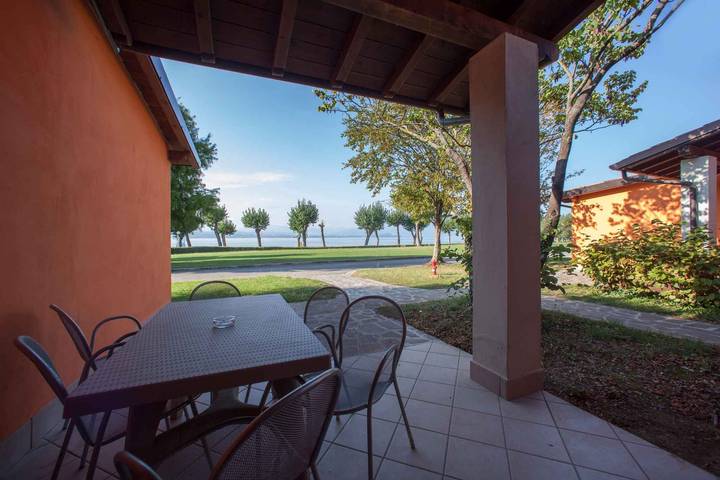 Bungalow für 6 Personen, mit Balkon und Garten in Sirmione