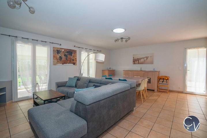 Location de vacances pour 8 personnes, avec jardin et piscine, animaux acceptés à Saint-Marcel-d'Ardèche - 4