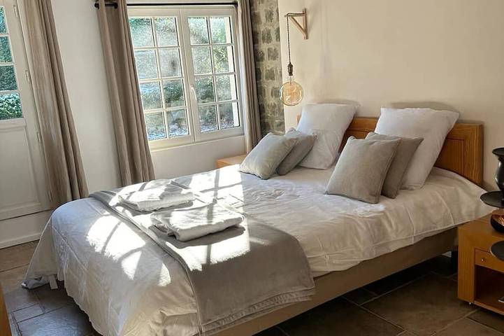 Location de vacances pour 8 personnes, avec terrasse ainsi que sauna et jardin, animaux acceptés dans Plage du Petit Ailly - 2