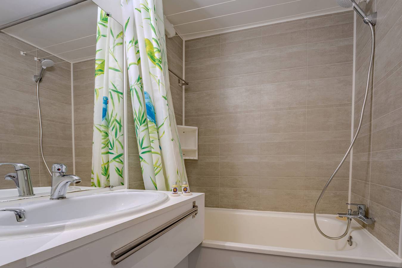 Ganze Wohnung, Ferienwohnung für 4 Personen mit Balkon/Terrasse in Val Thorens, Les Trois Vallées