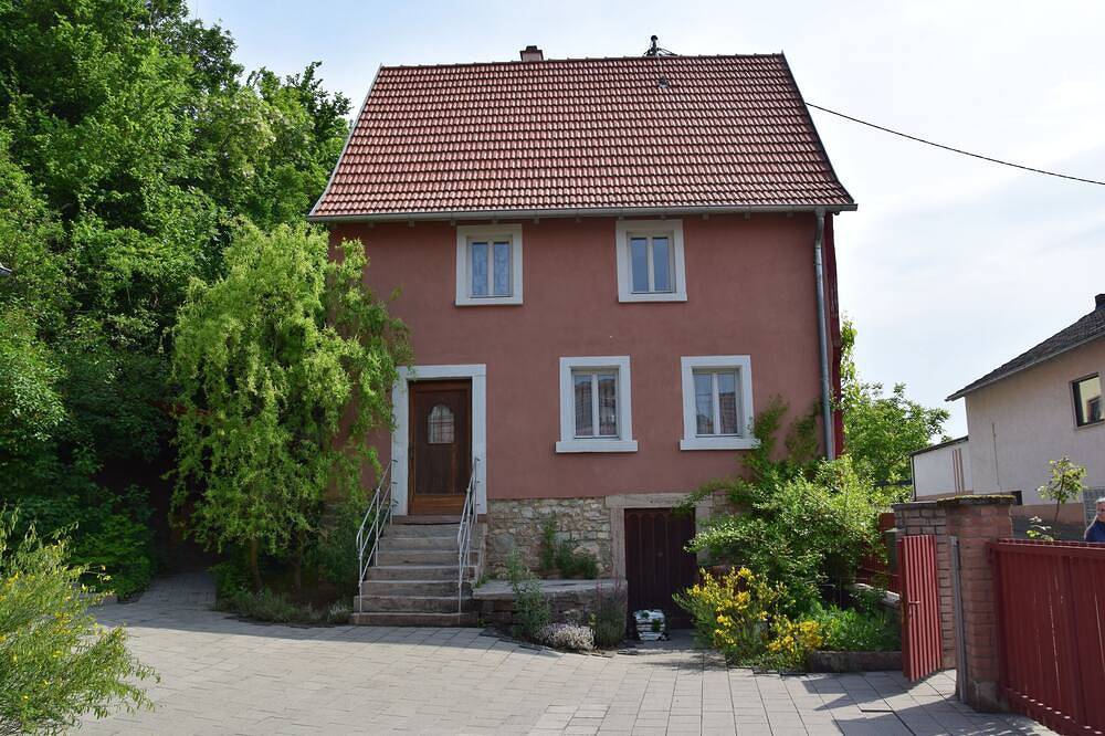 Schönes, freistehendes Ferienhaus in ruhiger Lage in Jakobsweiler, Pfälzer Bergland