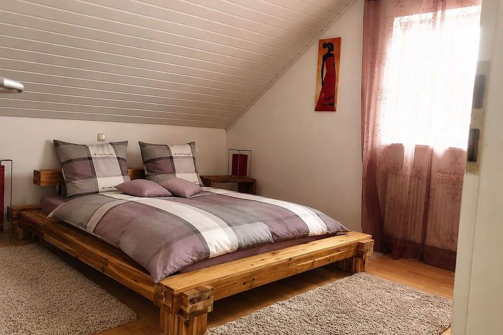 Ganze Wohnung, Ferienwohnung Döllinger nähe Messe Nürnberg in Schwabach, Frankenalb