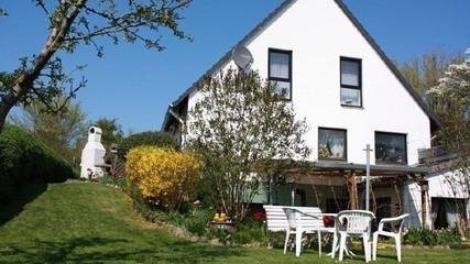 Ferienwohnung für 5 Personen, mit Garten in Schwabstedt