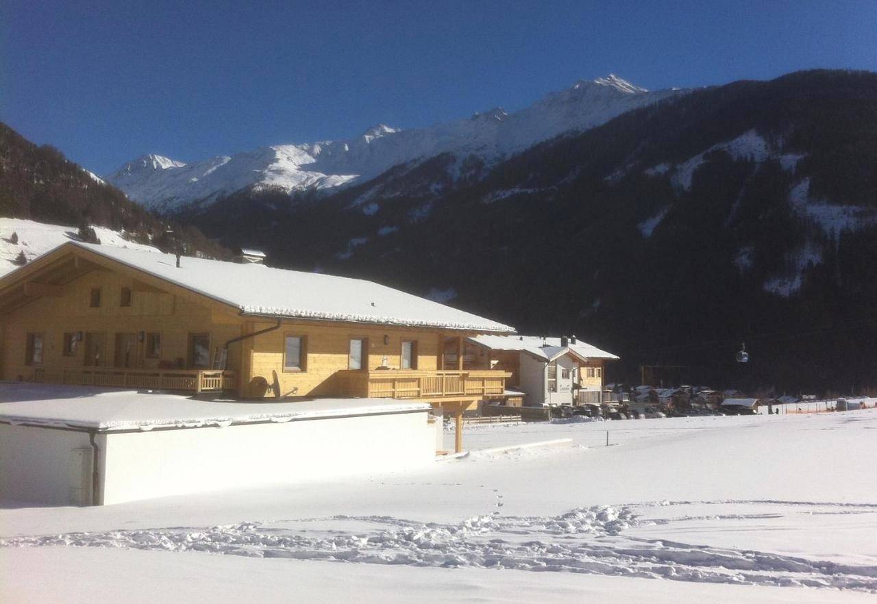 Ganze Wohnung, Großglockner Goldried Chalet in Kals am Großglockner, Bezirk Lienz