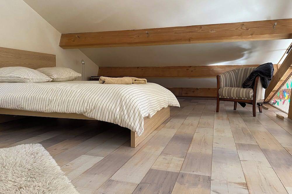 Mountain chalet, close to ski slopes and sporting activities. in Valdeblore, Nizza Region