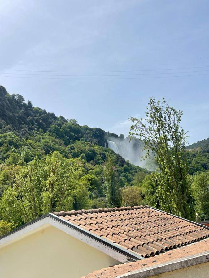 Deluxe Double Room with Balcony in Terni, Valnerina