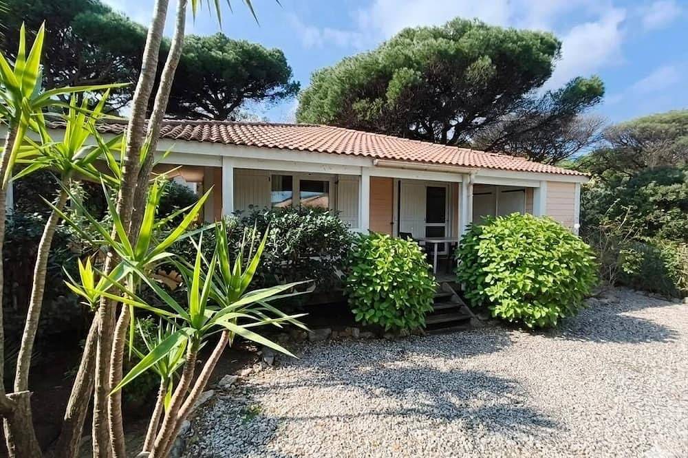 Évasion Nature et Détente au Parc Oasis – Gassin in Gassin, Mediterranean Coast (France)