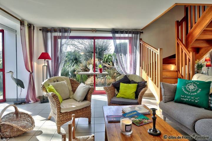 Casa de huéspedes para 6 personas, con terraza y jardín - 1