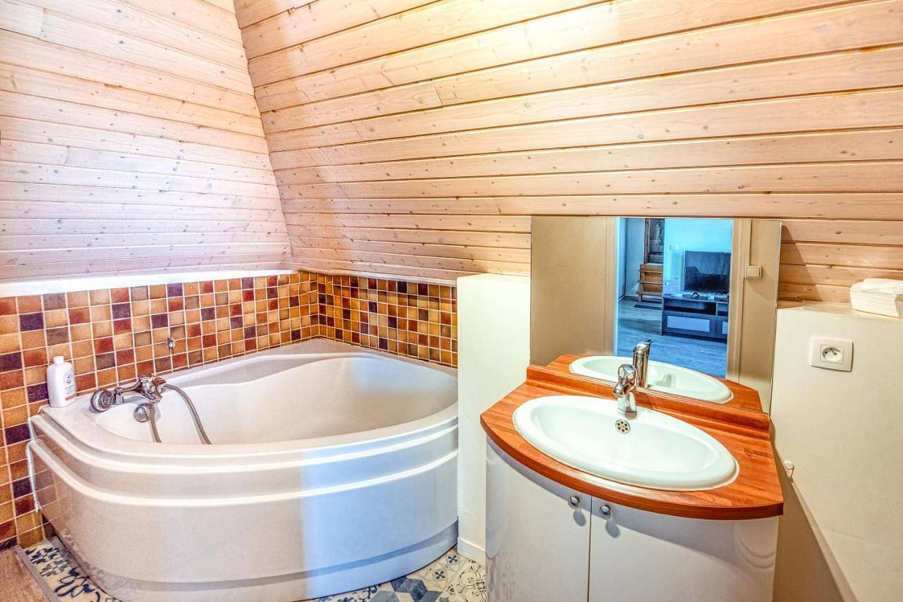 Appartement entier, Beau Studio vue Loire in Bouchemaine, Région d'Angers