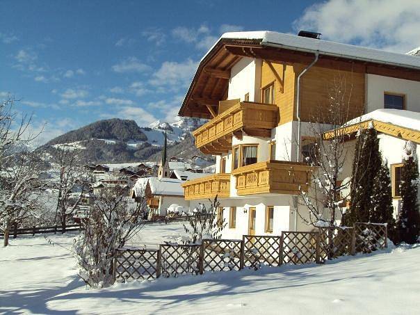 Ferienwohnung für 6 Personen, mit Ausblick und Balkon - 1