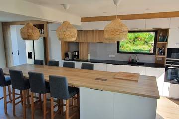 Location de vacances pour 8 personnes, avec terrasse et jardin, animaux acceptés dans Plage du palue du Cosquer