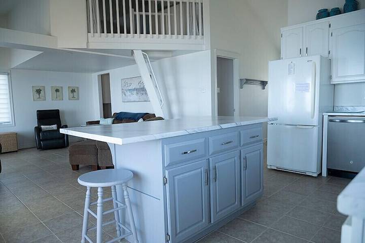 Vacation house for 6 people, with terrace in Canada