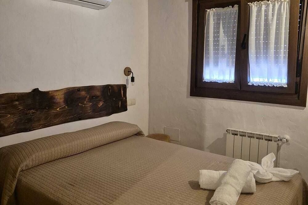 Casa Abuelo Cañi in Arenas de San Pedro, Valle del Tiétar