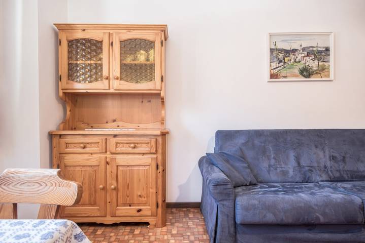 Appartamento intero, Appartamento Casa Lorenz 2 con vista sulle montagne, Wi-Fi e giardino in Alba (Canazei), Canazei