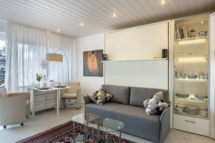 Ganze Wohnung, Moderne Ferienwohnung "Urs" mit Bergblick, Balkon, Sauna & Pool in Schönwald im Schwarzwald, Südschwarzwald