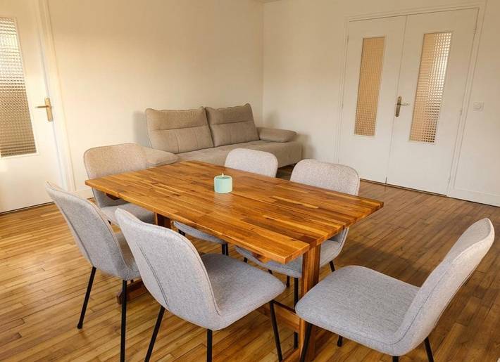 Gîte pour 7 personnes, avec jardin et vue à Émerainville