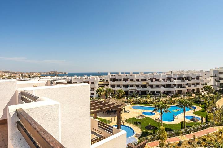 Gîte pour 4 personnes, avec piscine ainsi que terrasse et jacuzzi à Pulpí - 2