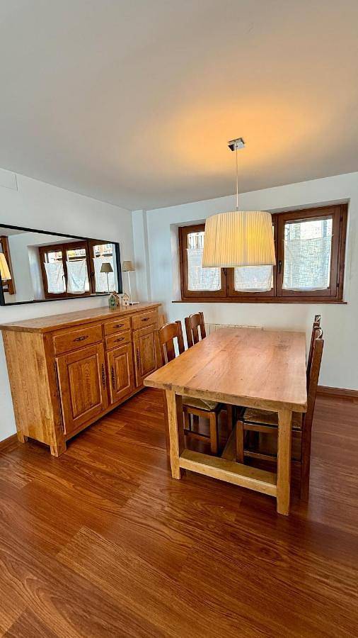 Gîte pour 8 personnes, avec vue et balcon à Bossòst - 4