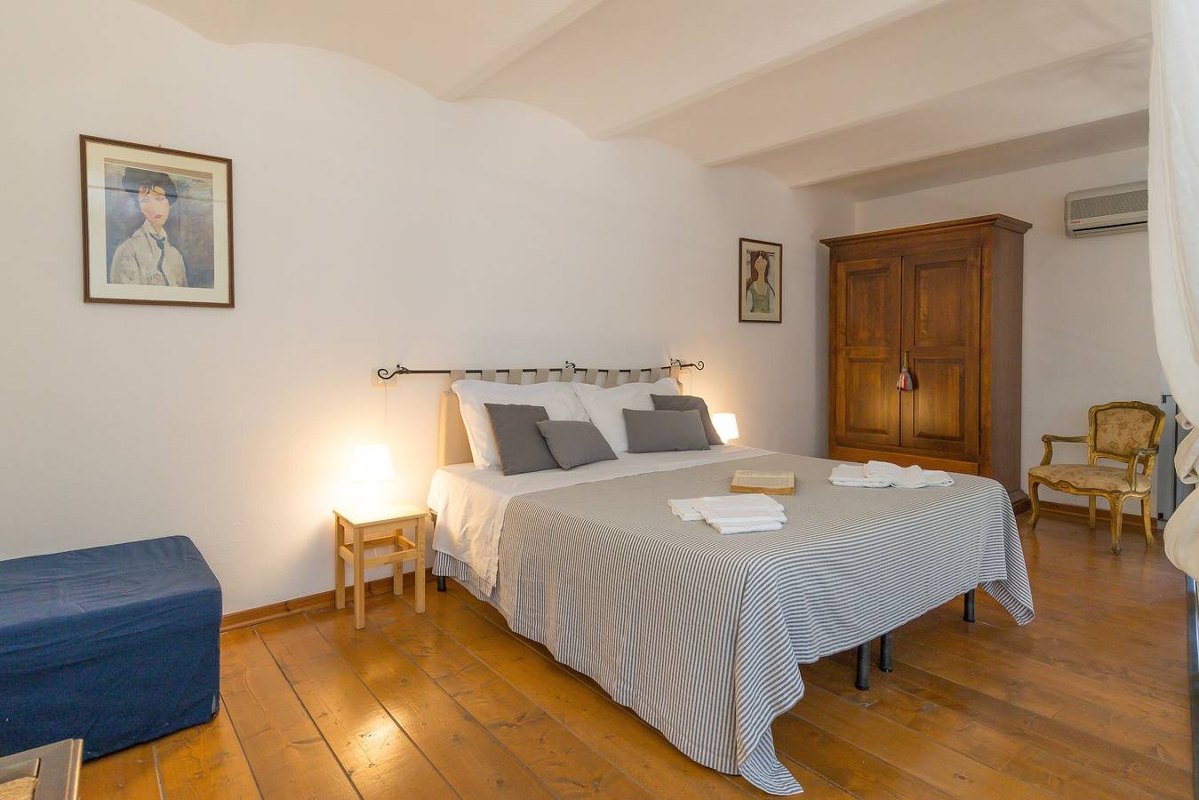 Apartamento entero, Apartamento 'Villa I Tigli - Iris' con piscina compartida, Wi-Fi y aire acondicionado in Campiglia Marittima, Costa Etrusca