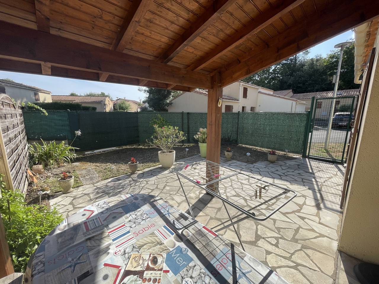 Apartamento entero, T3 en Planta Baja con Jardín y Parking Privado in Saint-Georges-de-Didonne, Côte de Beauté