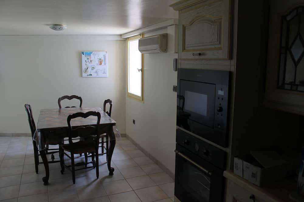 Prachtig gelijkvloers appartement in villa, in Cassis, accommodatie 4 personen, foto 15