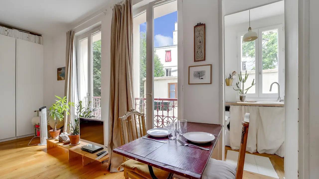 Entire holiday apartment, Ferienwohnung für 3 Personen (29 m²) in Saint-Ouen in Saint-Ouen, Seine-Saint-Denis