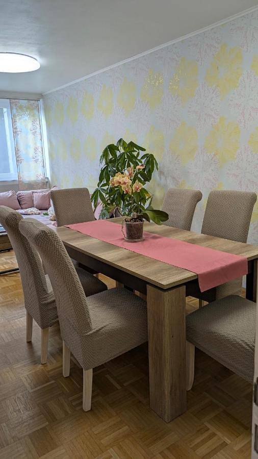 Ferienwohnung für 6 Personen, mit Whirlpool und Balkon, mit Haustier in Bielefeld - 3