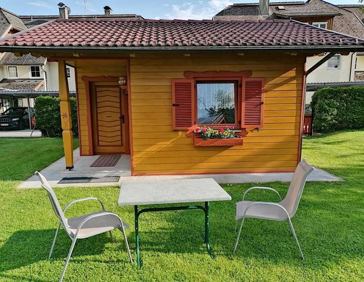 Ferienhaus für 2 Personen, mit Terrasse und Garten