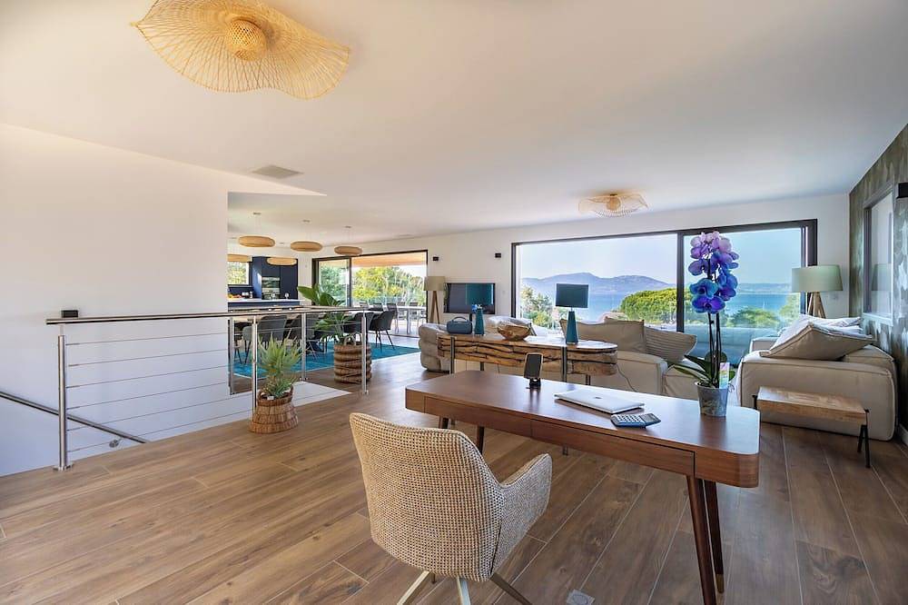 Schicker Rückzugsort in der Villa Madrague–Zugang zum Meer 100 mentfernt – in La Madrague, Hyeres