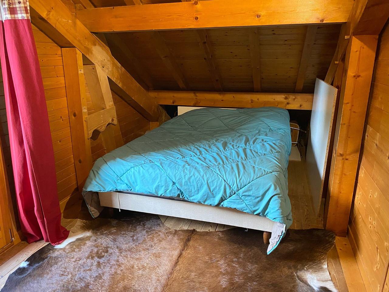 Chalet '4p Confort-Le Grand Soleil': Vistas a la Montaña, Terraza Privada y Wi-Fi in Verchaix, Region Bonneville