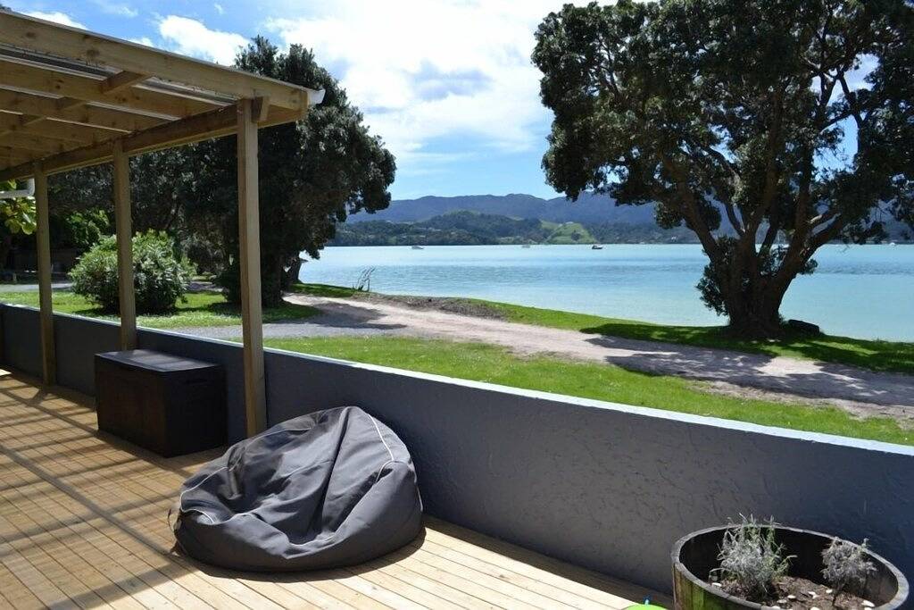 Haus am Strand in atemberaubender privater Bucht in Coromandel, Waikato