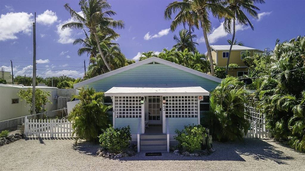 Conch Key Cottage 2 bed 1 bath home w/ramp access in Duck Key, Monroe County