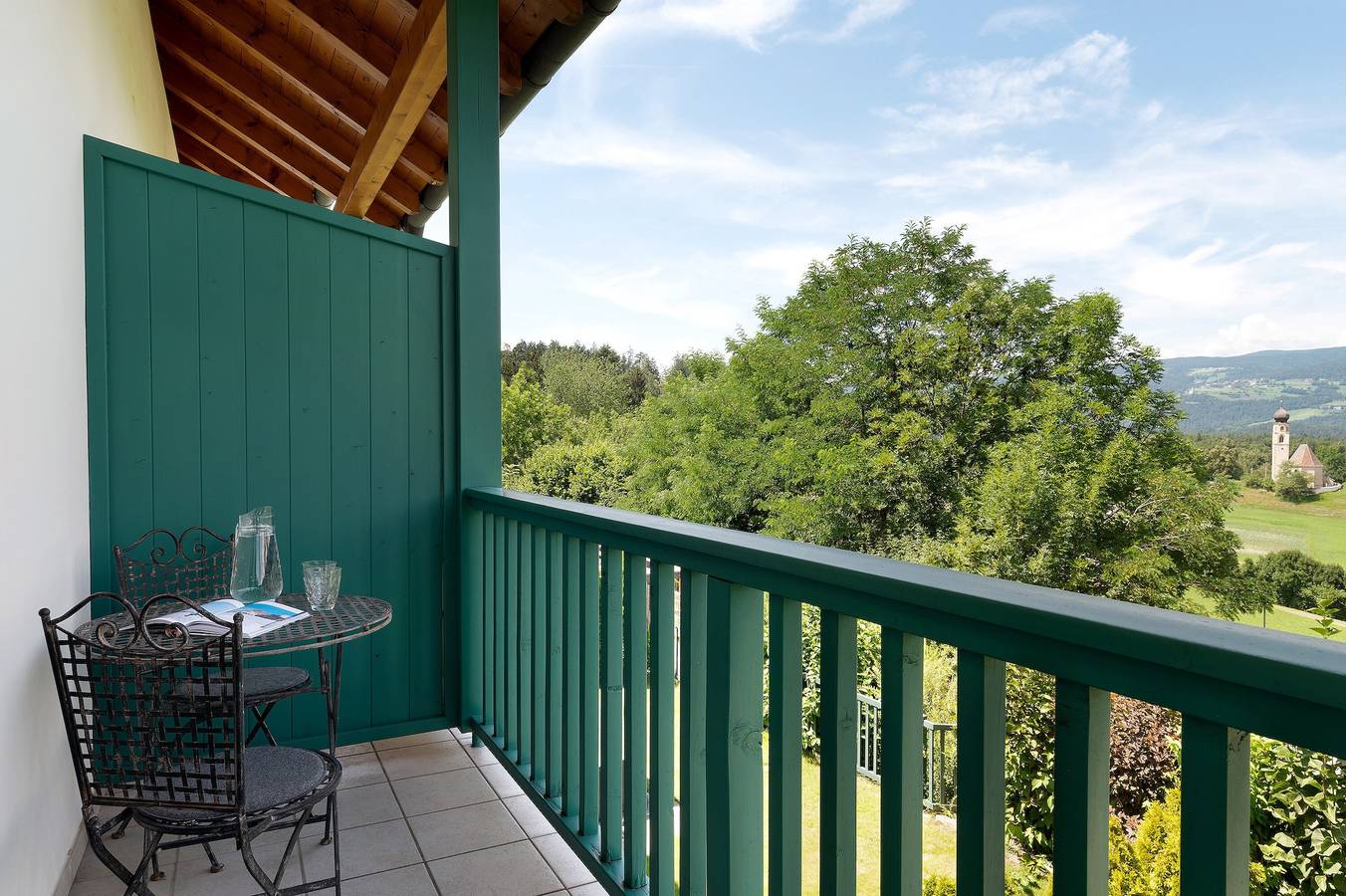 Ganze Wohnung, Ferienwohnung 'Santners Holiday' mit Bergblick, privater Terrasse und eigenem Garten in Völs am Schlern, Dolomiti Superski