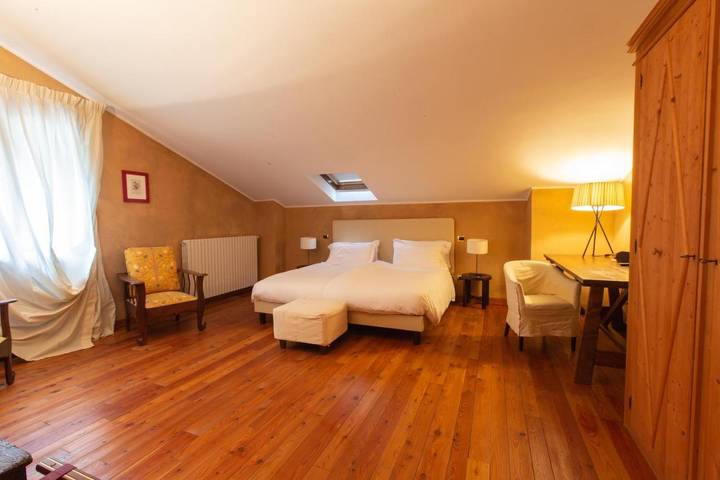 Hôtel pour 4 personnes, avec vue et terrasse ainsi que piscine et sauna, animaux acceptés à Alagna Valsesia - 4