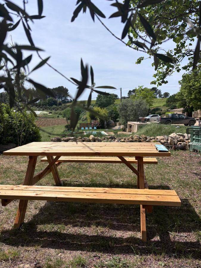 Bastide Bellugue Maison d'hôtes réseau Bienvenue à La Ferme à 3 minutes de Lourmarin in Cadenet, Parc naturel régional du Luberon