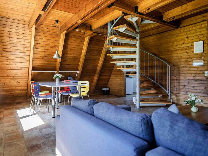 Ferienhaus für 6 Personen, mit Terrasse und Garten sowie Pool und Sauna