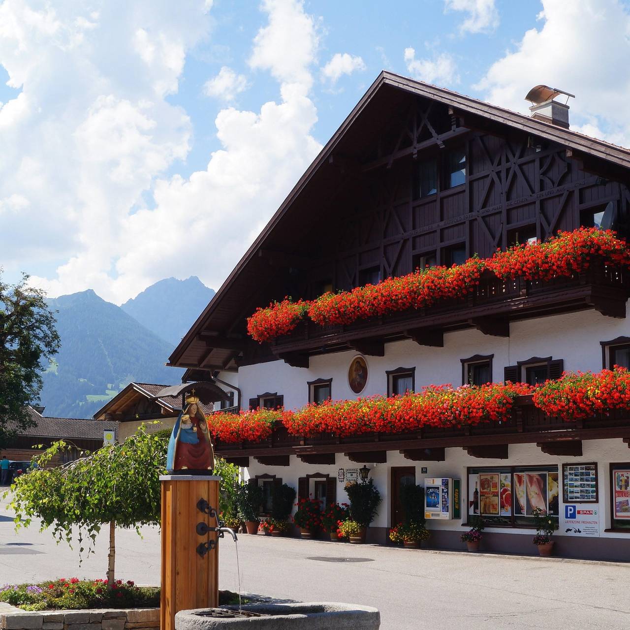 Ganze Ferienwohnung, Appartement 4 mit Balkon in Stubaier Alpen, Mieders