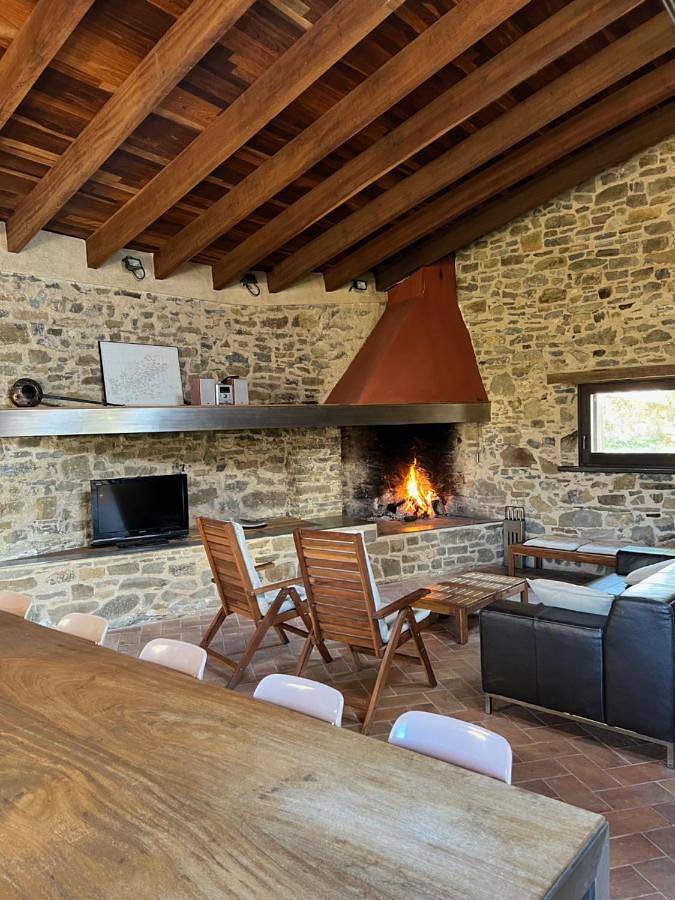 Location de vacances pour 10 personnes, avec Balcon et Terrasse ainsi que Jardin et Piscine à Sant Joan de les Abadesses - 4