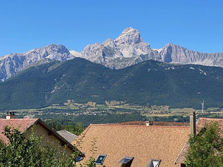 Maison de vacances pour 10 personnes, avec Balcon et Terrasse ainsi que Jardin et Vue dans Lac du Sautet