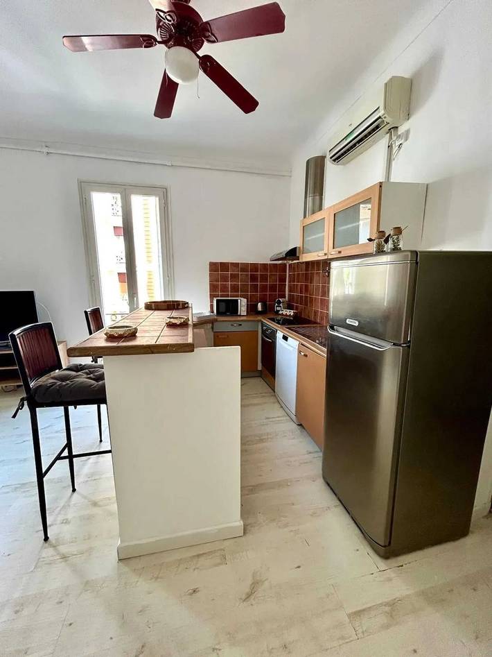 Gîte pour 4 personnes dans Plage de Juan-les-Pins - 3