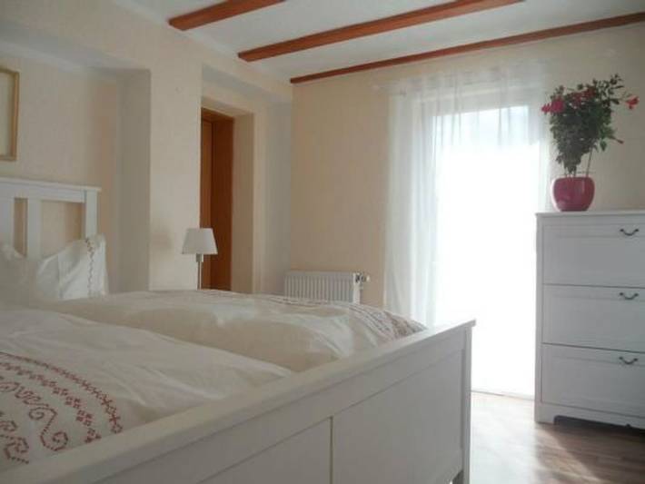 Ferienwohnung für 4 Personen, mit Terrasse und Garten in Bad Elster - 4