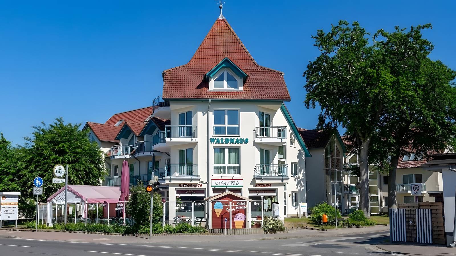 Ganze Wohnung, Ferienwohnung „Jette“ mit Balkon und Wlan in Strand Zempin, Zempin