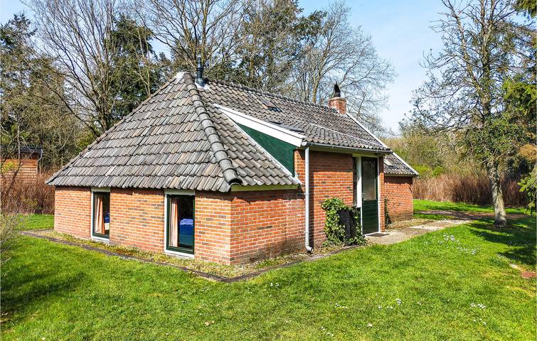 Ferienhaus für 3 Personen, mit Terrasse und Garten in Vledder