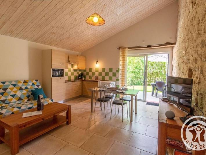 Location de vacances pour 4 personnes, avec Terrasse dans Saint-Christophe-du-Bois - 4