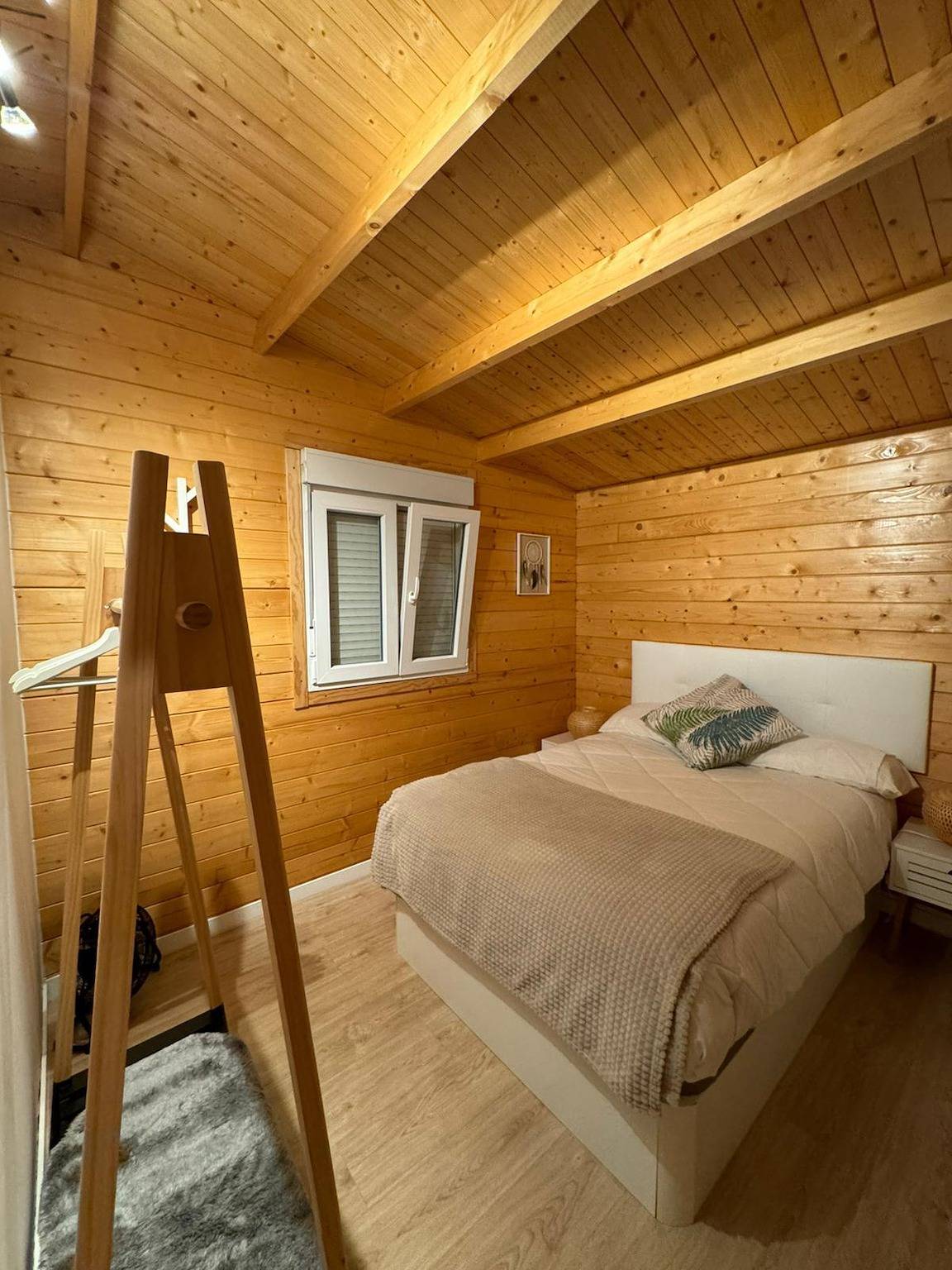 Apartamento entero, Peaceful Getaway with Pool, Jacuzzi & Bbq Area in Llano del Moro, El Rosario