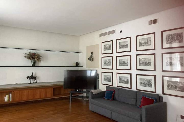 Vakantiewoning voor 8 personen, met whirlpool en balkon in Milaan